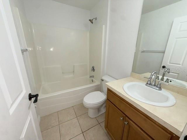 For Sale: $249,950 (3 beds, 2 baths, 1195 Square Feet)