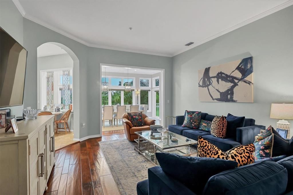 For Rent: $6,700 (3 beds, 2 baths, 2904 Square Feet)