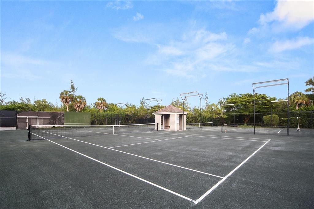 For Rent: $6,700 (3 beds, 2 baths, 2904 Square Feet)