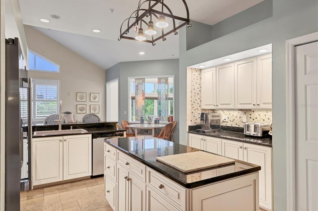 For Rent: $6,700 (3 beds, 2 baths, 2904 Square Feet)