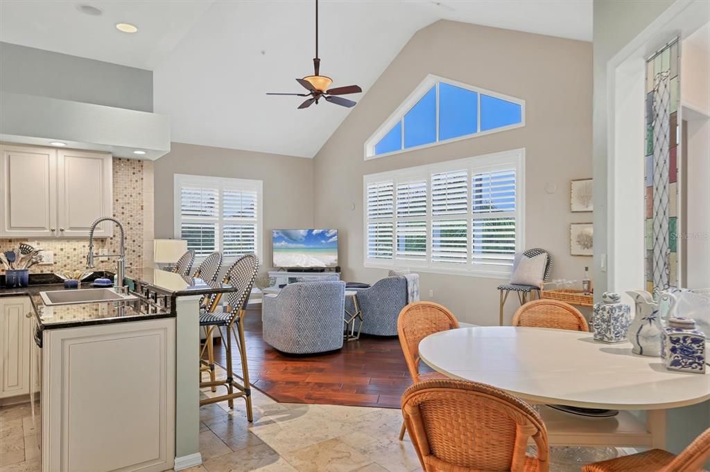 For Rent: $6,700 (3 beds, 2 baths, 2904 Square Feet)