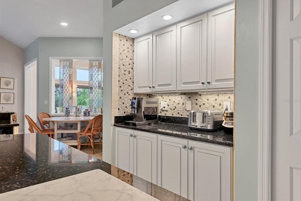 For Rent: $6,700 (3 beds, 2 baths, 2904 Square Feet)