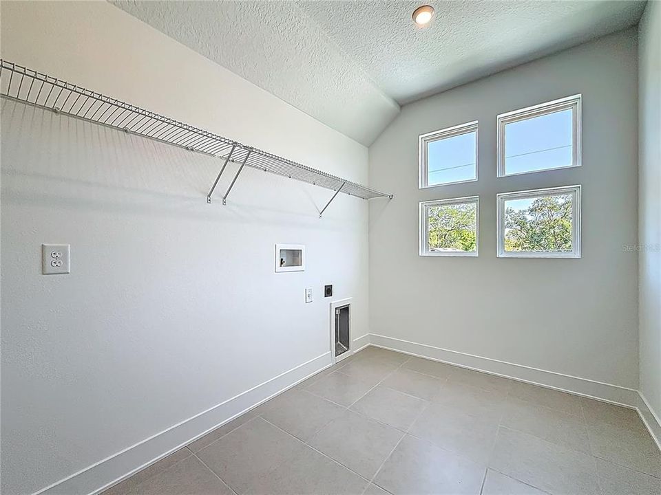 For Rent: $7,900 (4 beds, 4 baths, 3306 Square Feet)