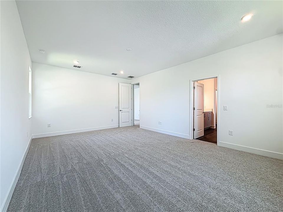 For Rent: $7,900 (4 beds, 4 baths, 3306 Square Feet)