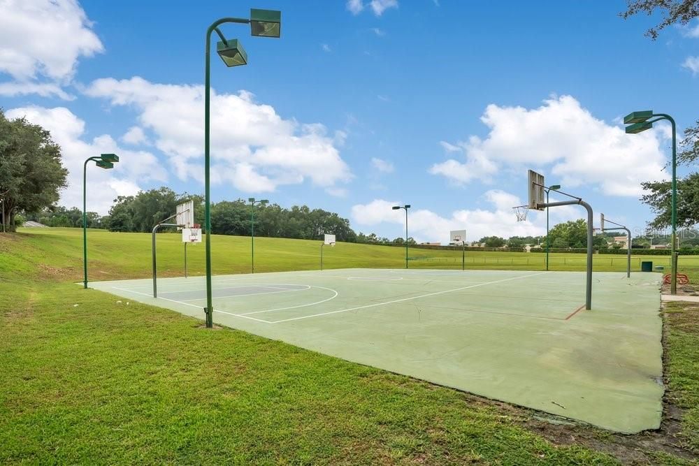 Active With Contract: $429,000 (4 beds, 2 baths, 2530 Square Feet)