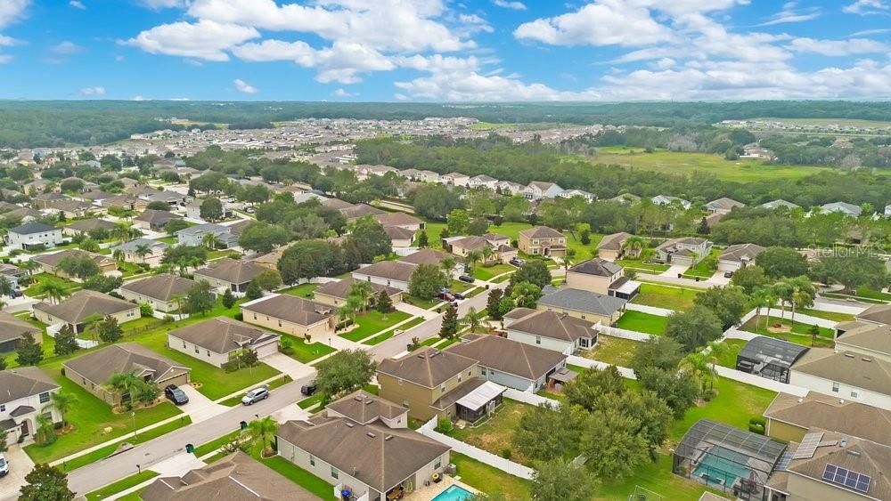 Active With Contract: $429,000 (4 beds, 2 baths, 2530 Square Feet)