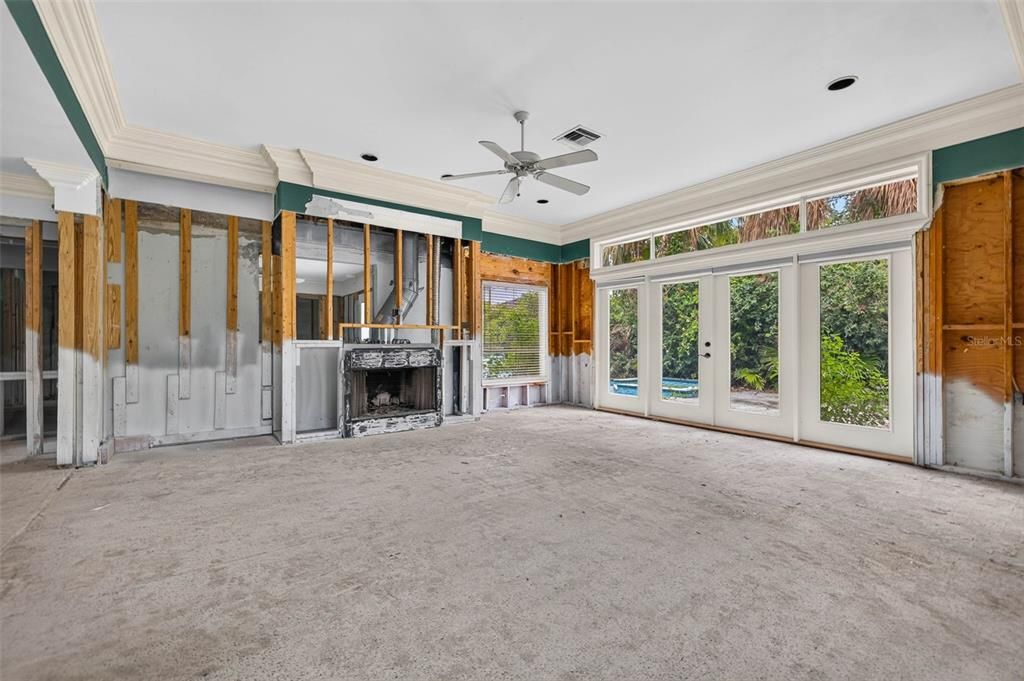 En Venta: $875,000 (3 camas, 2 baños, 2266 Pies cuadrados)
