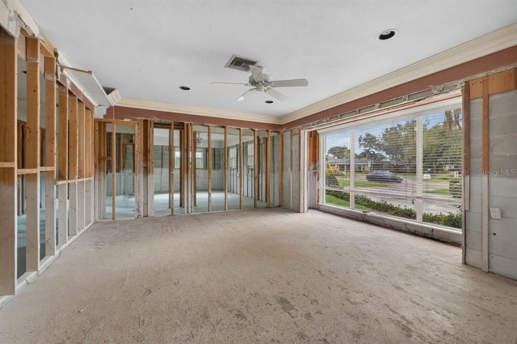 En Venta: $875,000 (3 camas, 2 baños, 2266 Pies cuadrados)