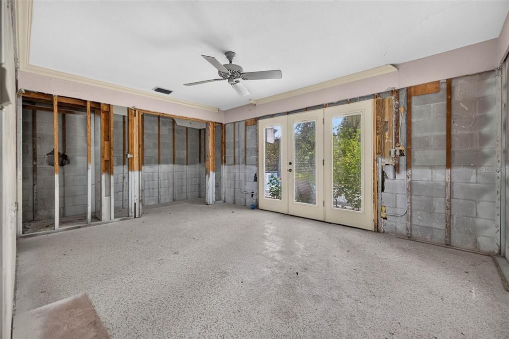 En Venta: $875,000 (3 camas, 2 baños, 2266 Pies cuadrados)