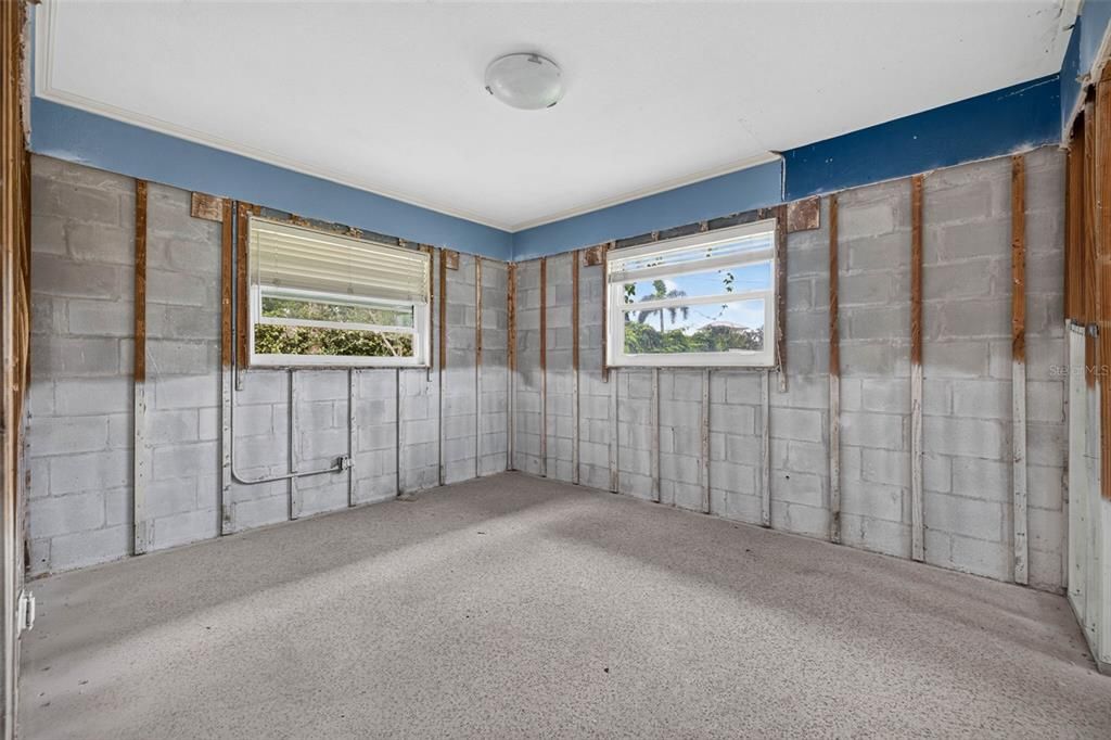 En Venta: $875,000 (3 camas, 2 baños, 2266 Pies cuadrados)