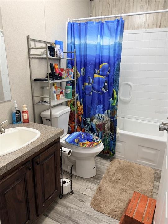 For Sale: $239,900 (3 beds, 2 baths, 1456 Square Feet)