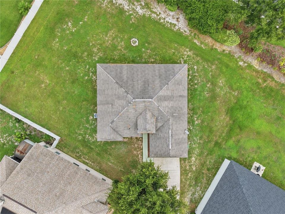 For Rent: $2,000 (4 beds, 2 baths, 1728 Square Feet)