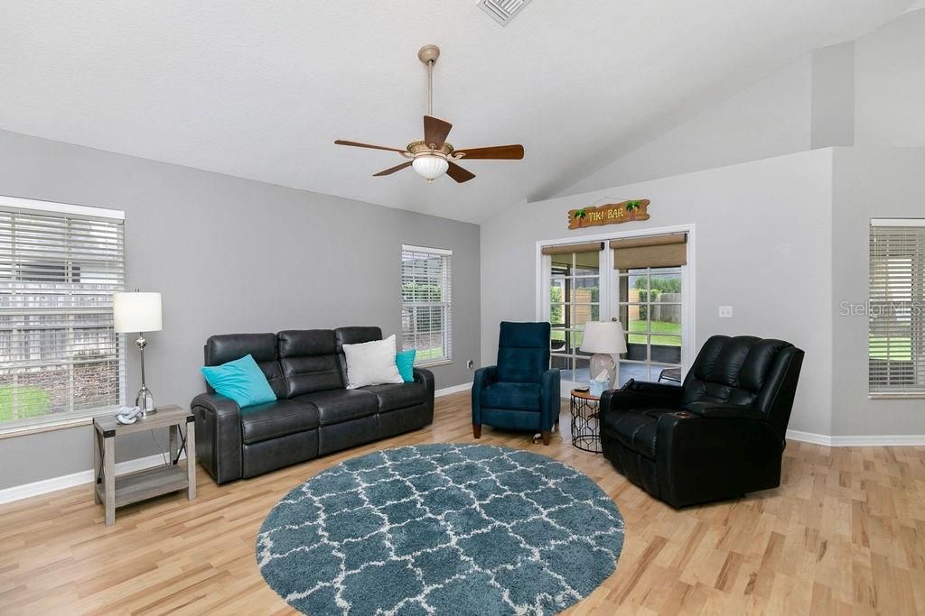 For Sale: $499,900 (4 beds, 2 baths, 2225 Square Feet)