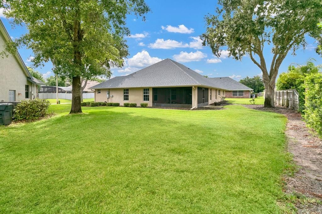 For Sale: $499,900 (4 beds, 2 baths, 2225 Square Feet)