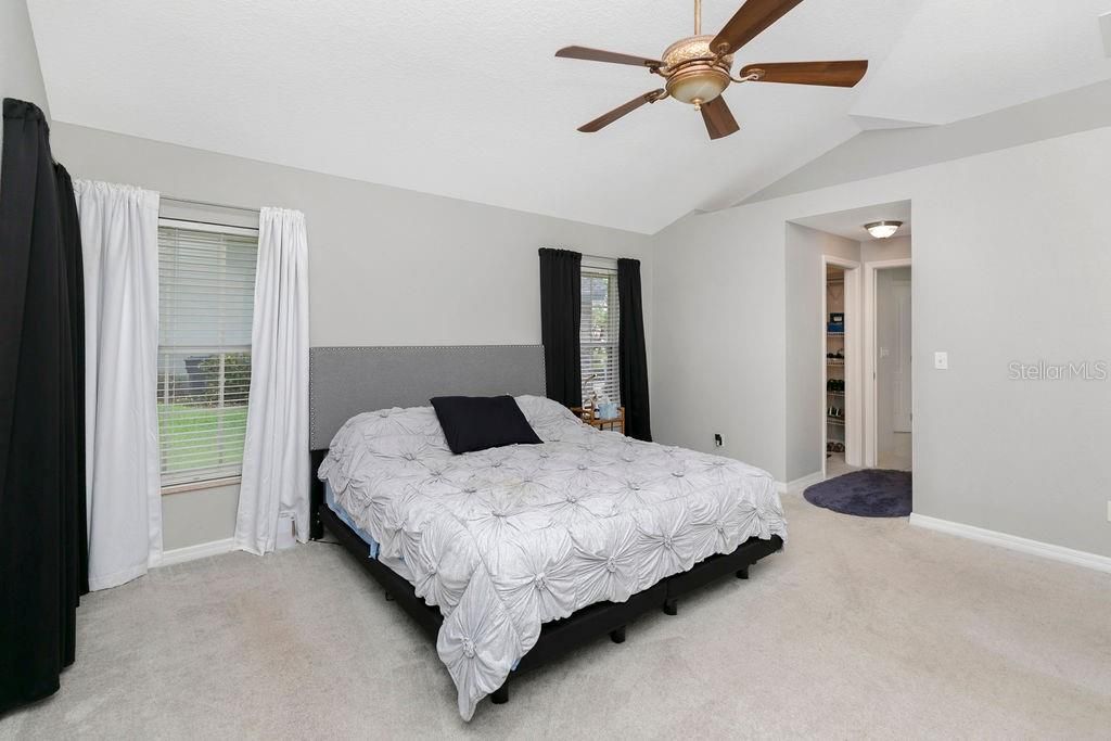 For Sale: $499,900 (4 beds, 2 baths, 2225 Square Feet)
