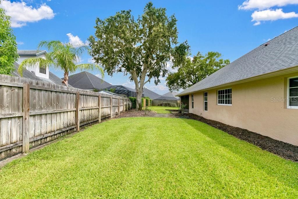 For Sale: $499,900 (4 beds, 2 baths, 2225 Square Feet)