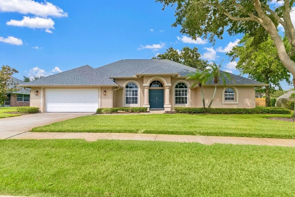 For Sale: $499,900 (4 beds, 2 baths, 2225 Square Feet)