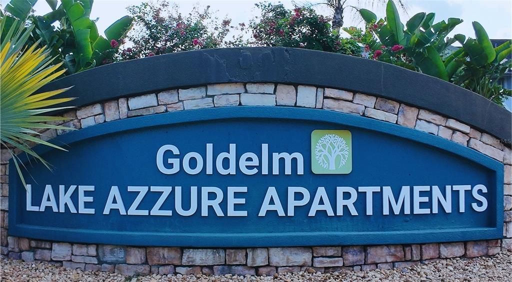 Active With Contract: $139,900 (2 beds, 2 baths, 968 Square Feet)