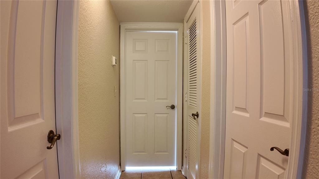 Active With Contract: $139,900 (2 beds, 2 baths, 968 Square Feet)