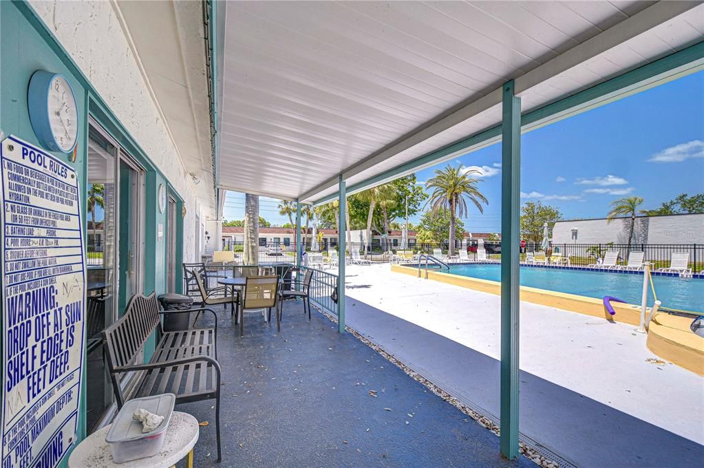 For Sale: $179,000 (2 beds, 2 baths, 865 Square Feet)