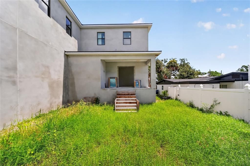 For Sale: $4,200,000 (5 beds, 6 baths, 5895 Square Feet)