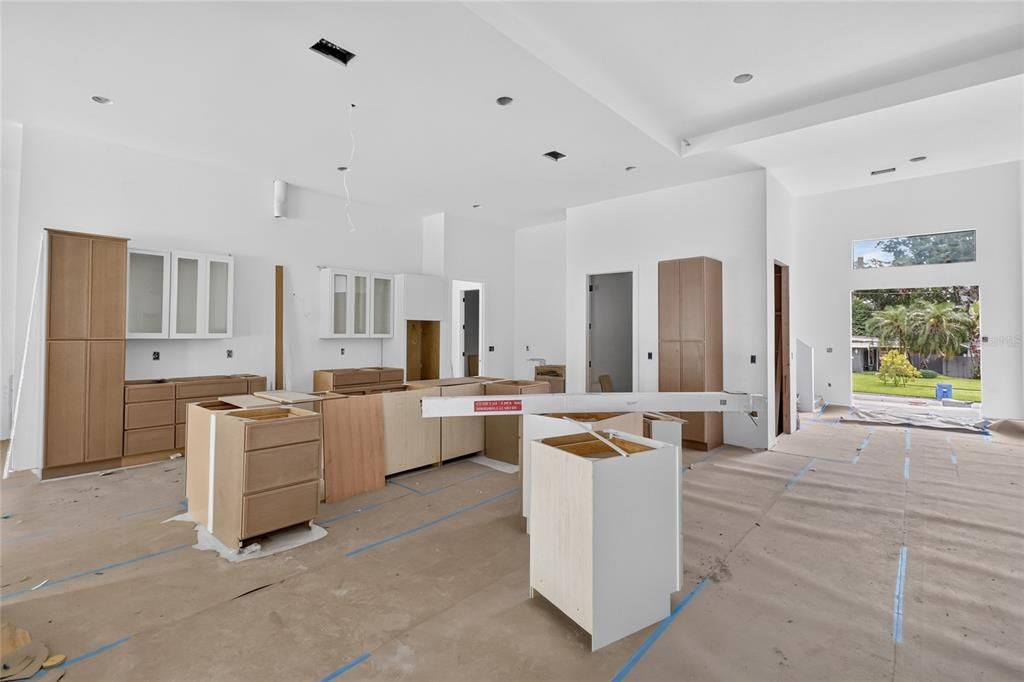 For Sale: $4,200,000 (5 beds, 6 baths, 5895 Square Feet)