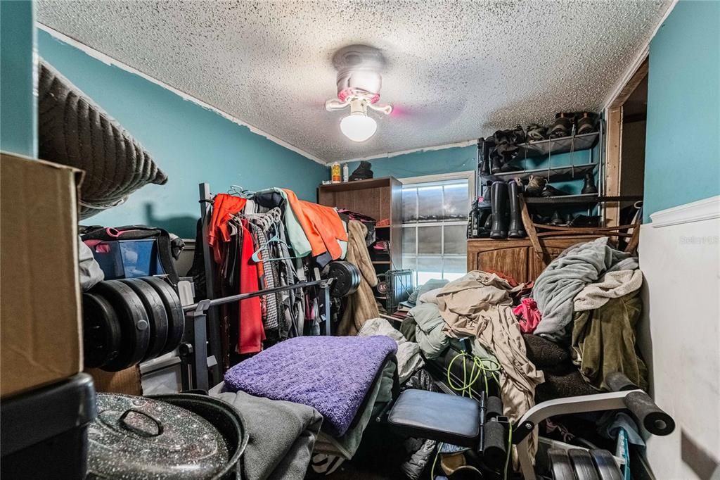 En Venta: $100,000 (3 camas, 2 baños, 1216 Pies cuadrados)