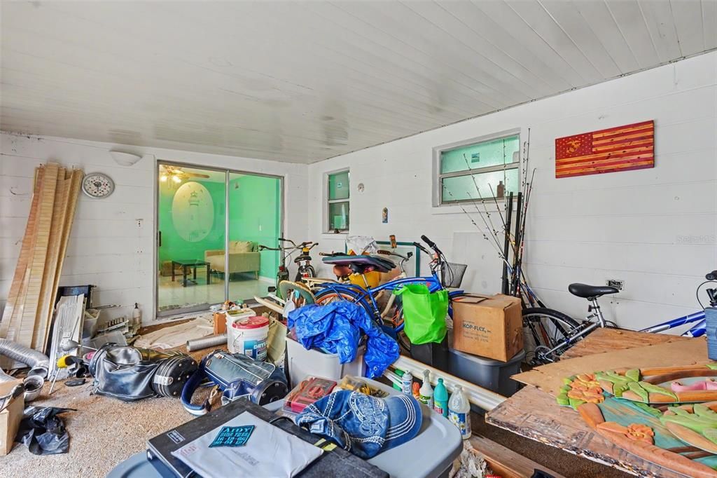 For Sale: $344,900 (2 beds, 2 baths, 1027 Square Feet)