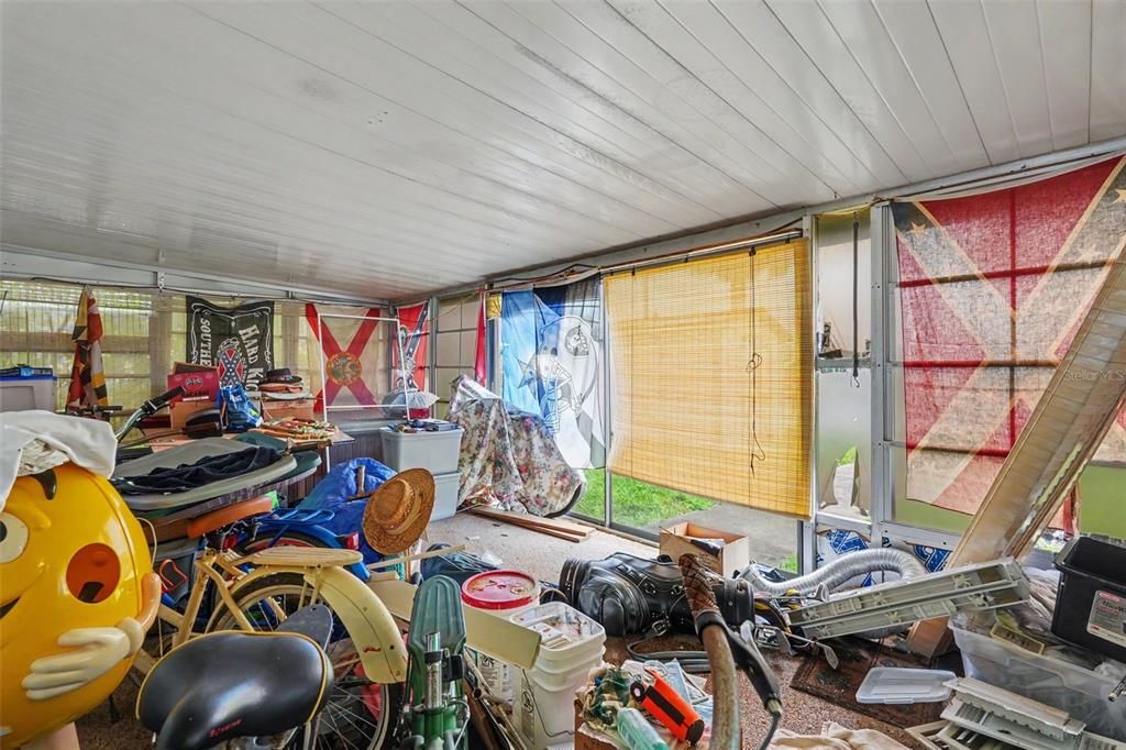 For Sale: $344,900 (2 beds, 2 baths, 1027 Square Feet)