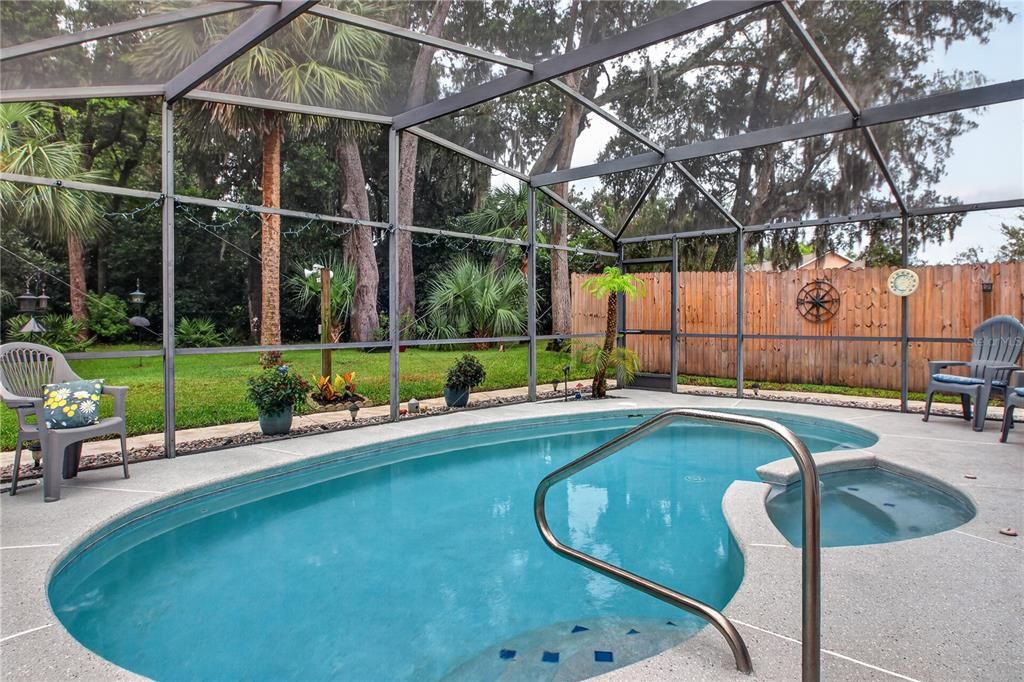 Activo con contrato: $495,000 (4 camas, 2 baños, 1891 Pies cuadrados)