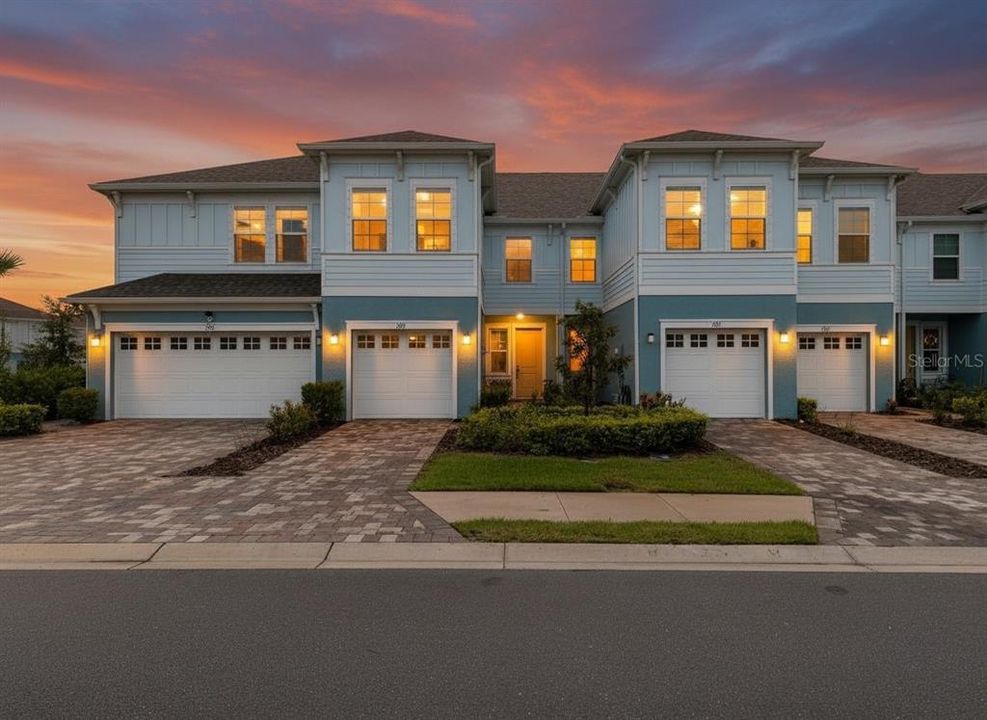 For Rent: $2,450 (3 beds, 2 baths, 1853 Square Feet)