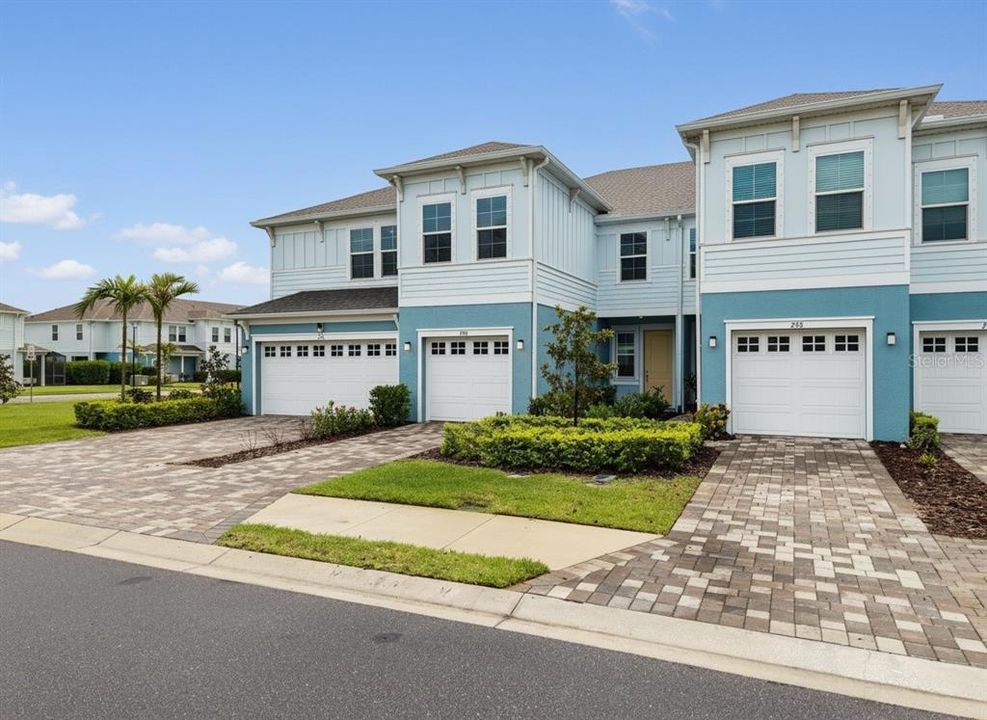 For Rent: $2,450 (3 beds, 2 baths, 1853 Square Feet)