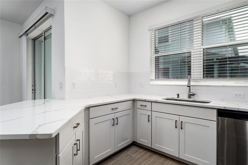 For Rent: $2,450 (3 beds, 2 baths, 1853 Square Feet)