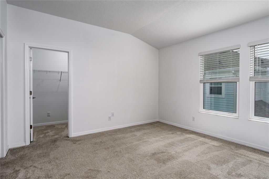 For Rent: $2,450 (3 beds, 2 baths, 1853 Square Feet)