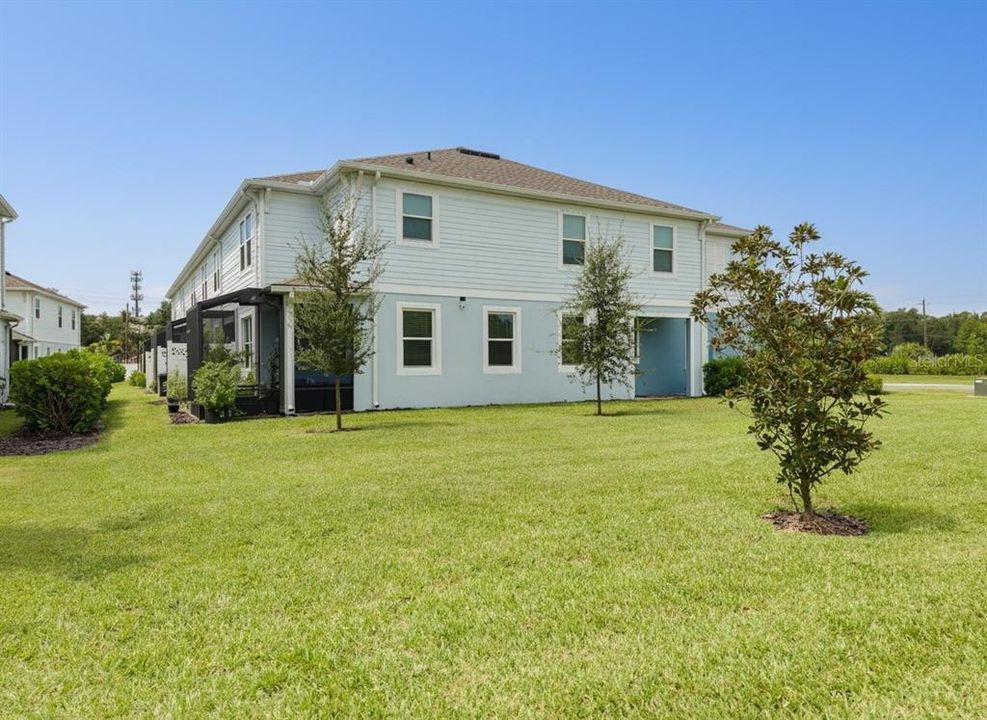 For Rent: $2,450 (3 beds, 2 baths, 1853 Square Feet)