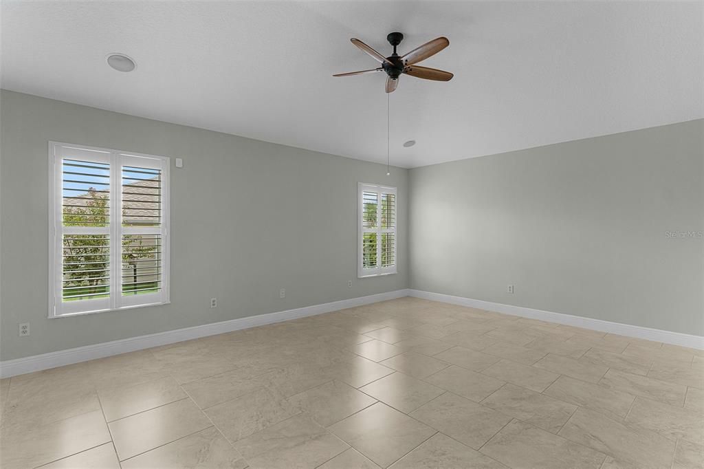 For Sale: $575,000 (3 beds, 2 baths, 1926 Square Feet)