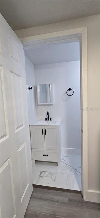 Activo con contrato: $280,000 (3 camas, 2 baños, 936 Pies cuadrados)