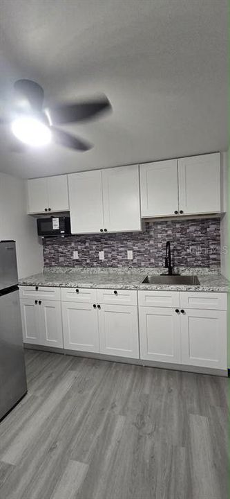 Activo con contrato: $280,000 (3 camas, 2 baños, 936 Pies cuadrados)