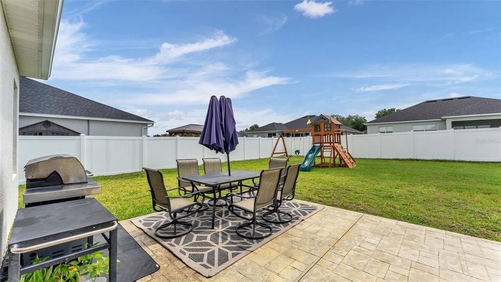 En Venta: $559,000 (4 camas, 3 baños, 2484 Pies cuadrados)