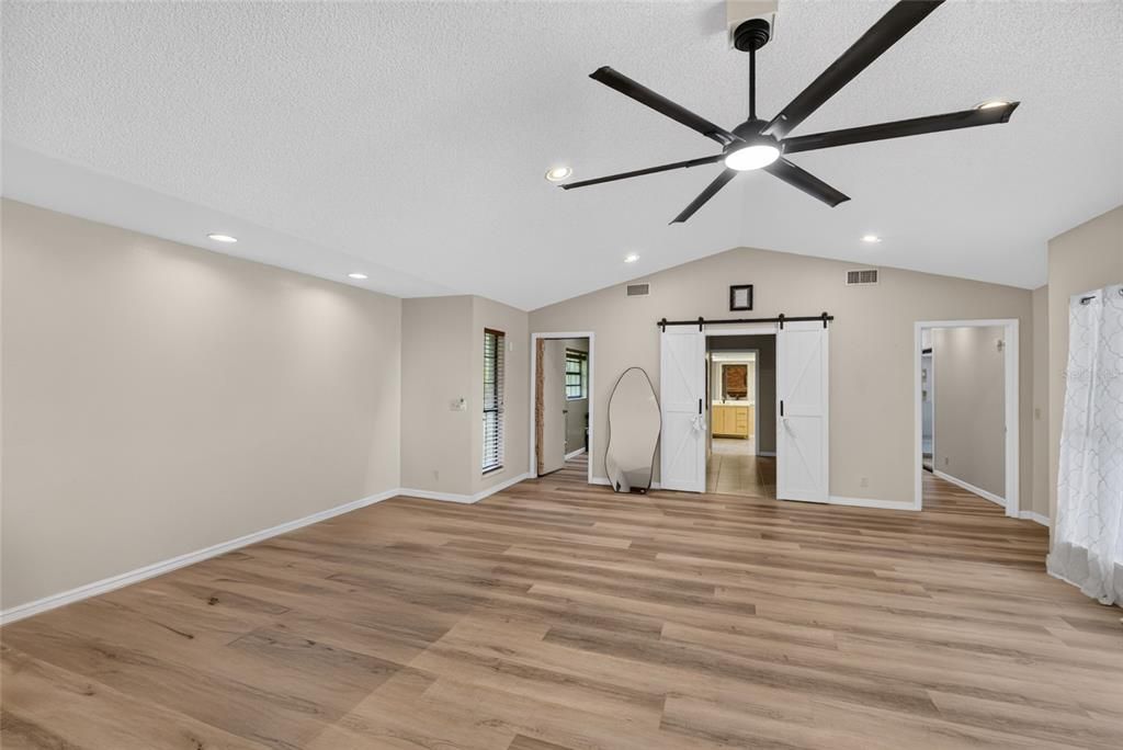 Active With Contract: $449,000 (3 beds, 3 baths, 3102 Square Feet)