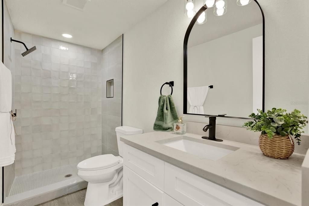 For Sale: $345,000 (3 beds, 2 baths, 1568 Square Feet)