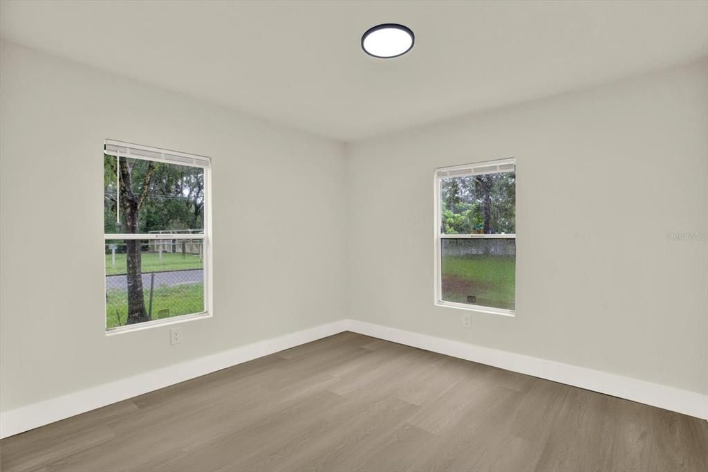 For Sale: $345,000 (3 beds, 2 baths, 1568 Square Feet)
