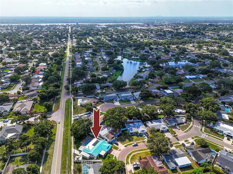 En Venta: $699,900 (3 camas, 2 baños, 2188 Pies cuadrados)