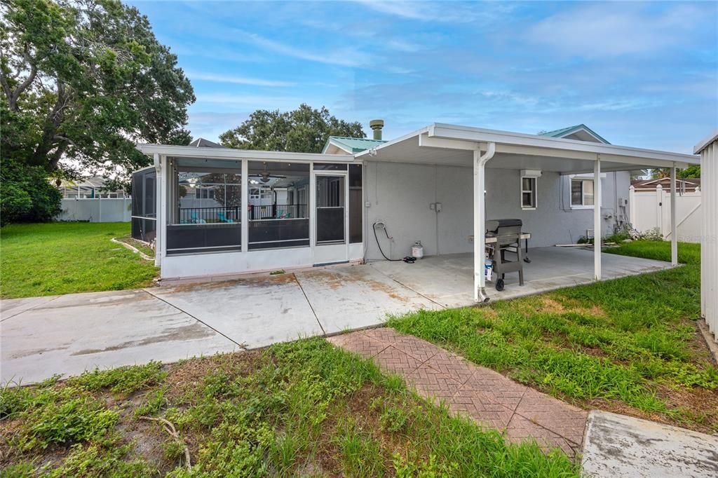 En Venta: $699,900 (3 camas, 2 baños, 2188 Pies cuadrados)