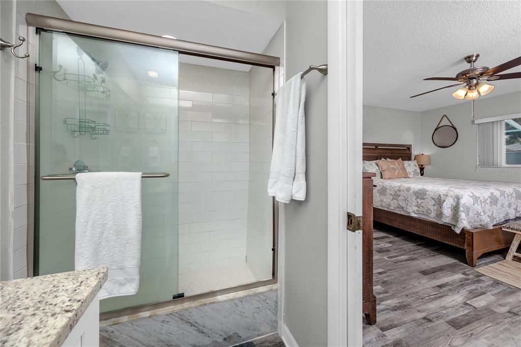 En Venta: $699,900 (3 camas, 2 baños, 2188 Pies cuadrados)