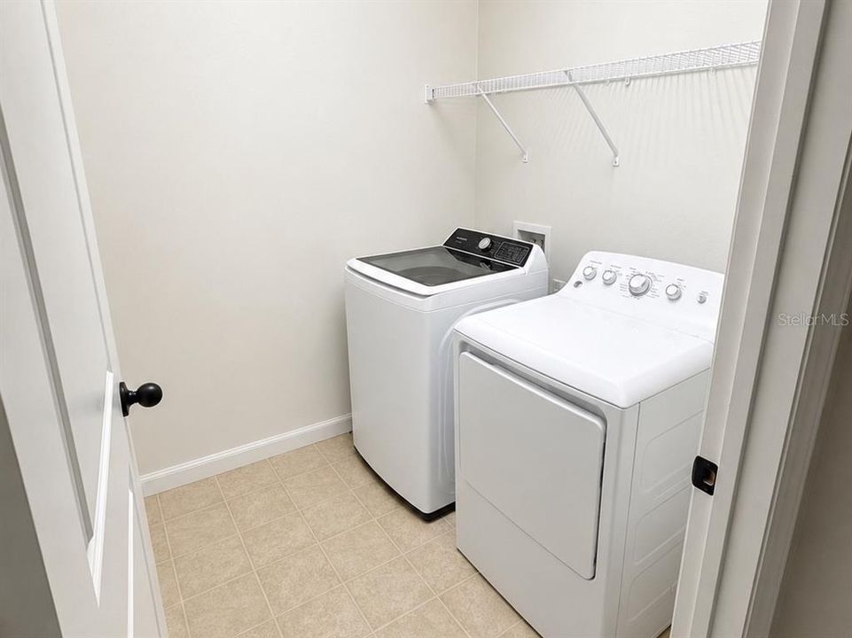 For Rent: $2,850 (3 beds, 2 baths, 2770 Square Feet)