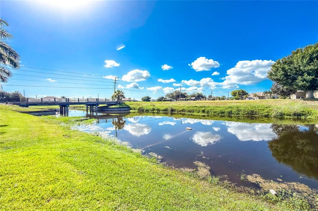 En Venta: $595,000 (3 camas, 2 baños, 2016 Pies cuadrados)