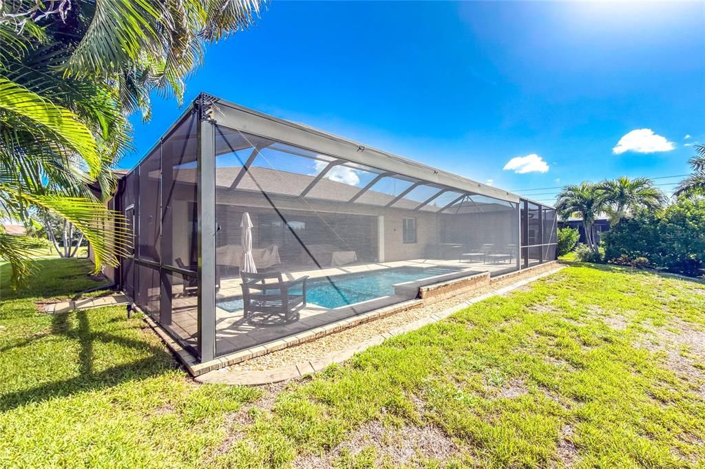 En Venta: $595,000 (3 camas, 2 baños, 2016 Pies cuadrados)