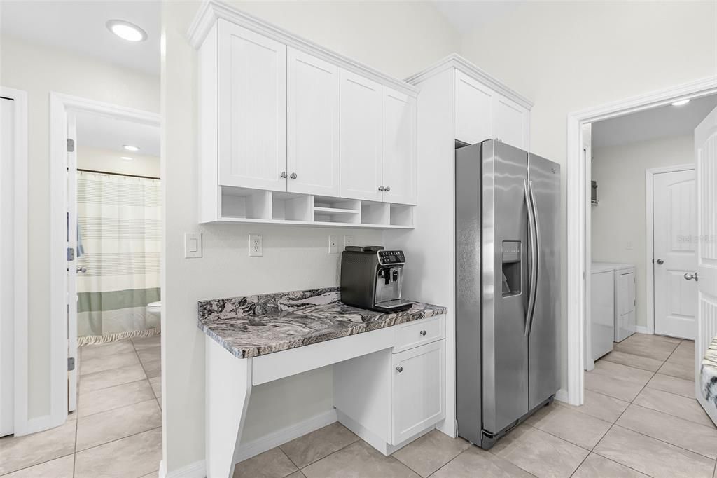 For Sale: $399,900 (3 beds, 2 baths, 1841 Square Feet)