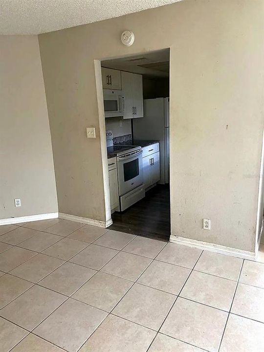 En Venta: $107,999 (2 camas, 2 baños, 976 Pies cuadrados)